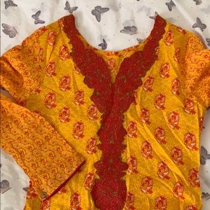 Pakistani 2 piece yellow outfit